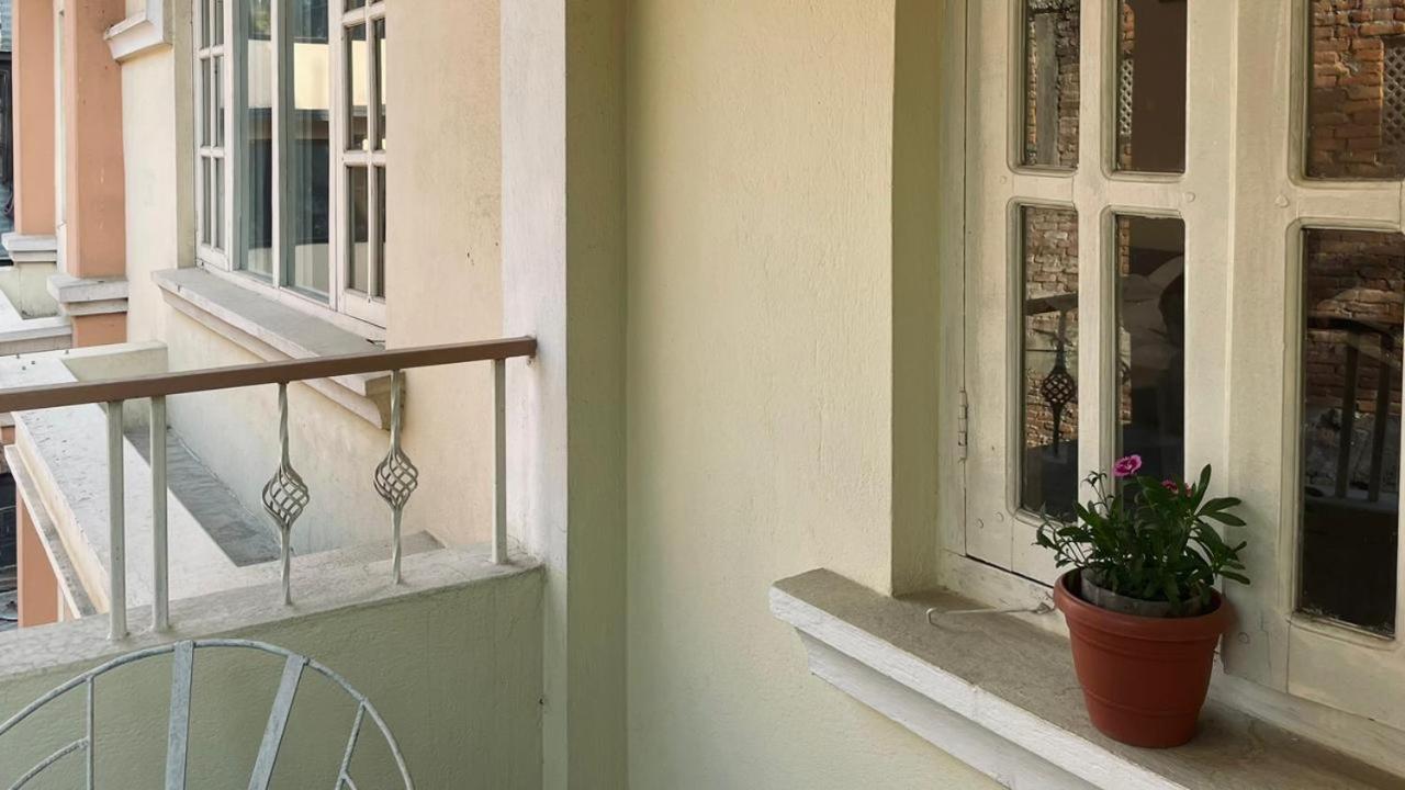 Rooftop Studio And 2Bhk Apartments In Kathmandu'S Most Happening Place 외부 사진